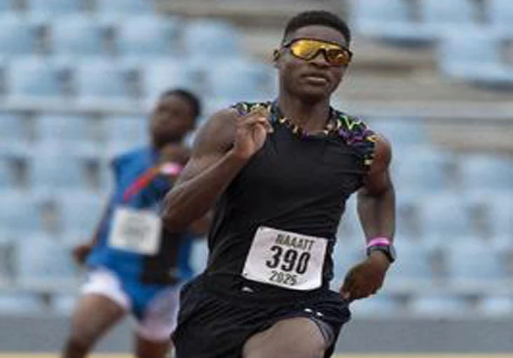 FIRST IN 200 HEAT: T&T sprinter Makaelan Woods. —Photo: DENNIS ALLEN for @TTGameplan (Image obtained at trinidadexpress.com)